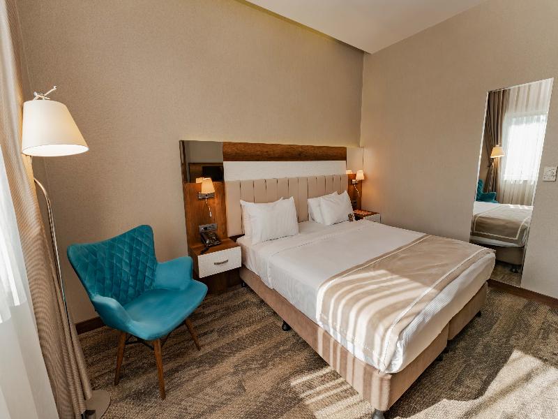 Vespia Hotel image