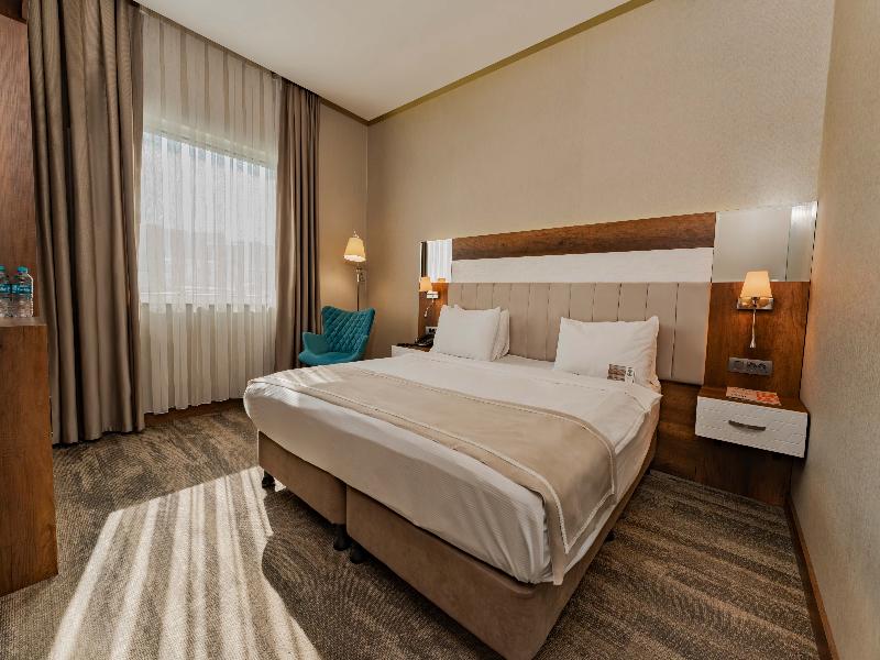 Vespia Hotel image