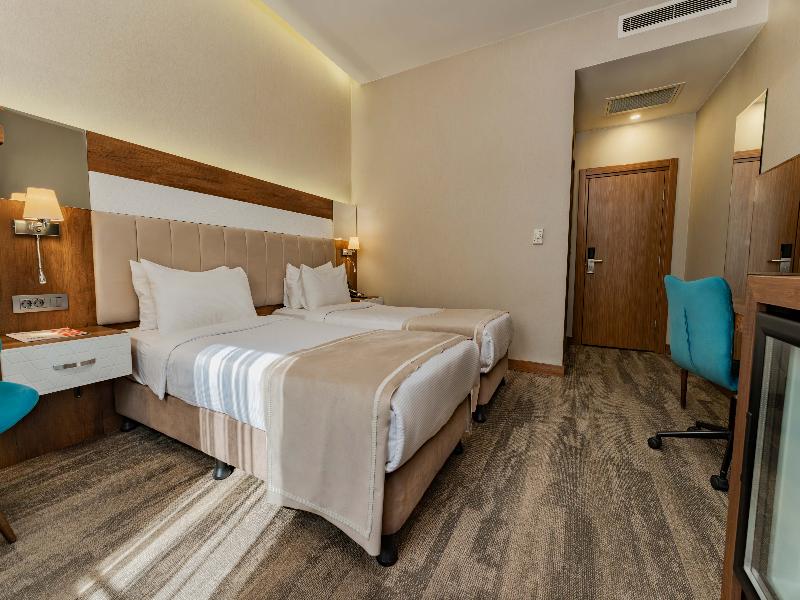 Vespia Hotel image