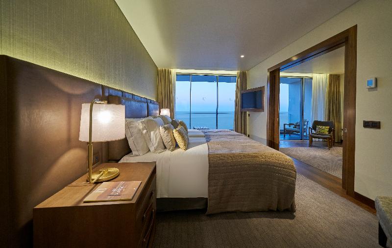 Les Suites At The Cliff Bay image
