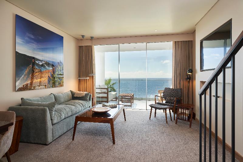 Les Suites At The Cliff Bay image