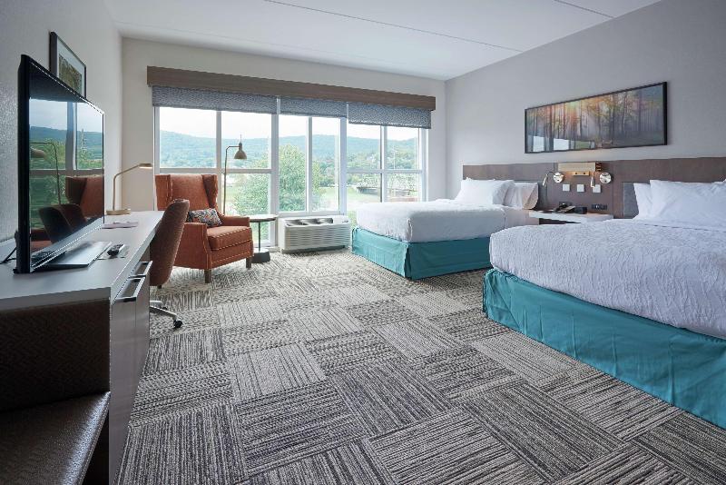 Hilton Garden Inn Corning Downtown image