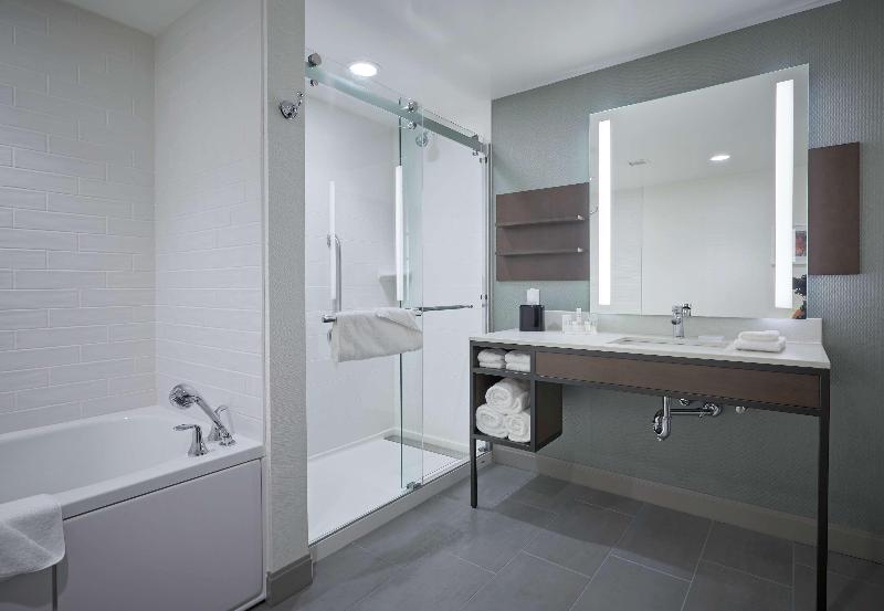 Hilton Garden Inn Corning Downtown image
