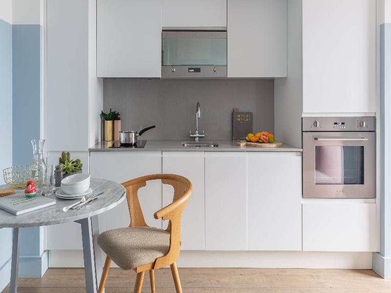 Leman Locke, Aldgate image