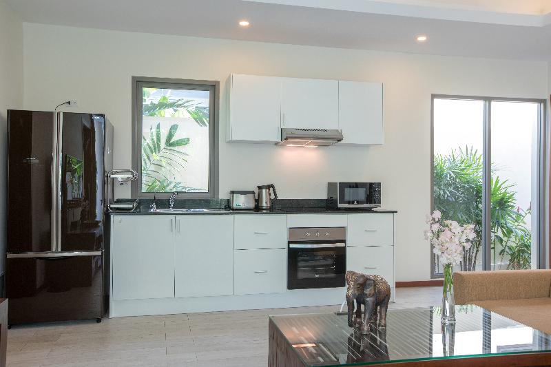 Laem Ka Residence by Tropiclook image
