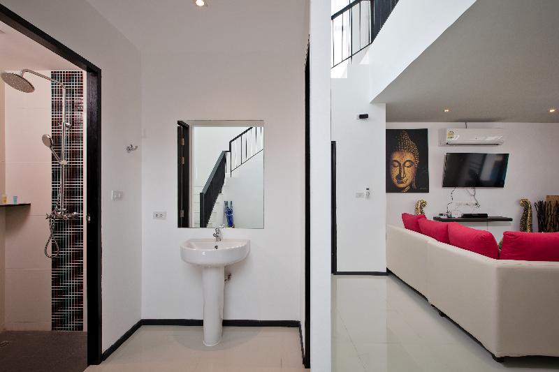 Thaimond Residence by TropicLook image