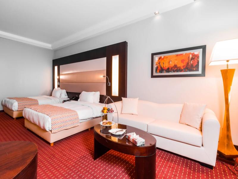 Double or Twin DELUXE POOL VIEW