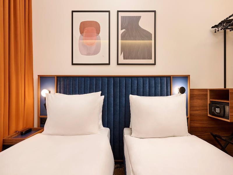 voco Budapest - D8 by IHG image
