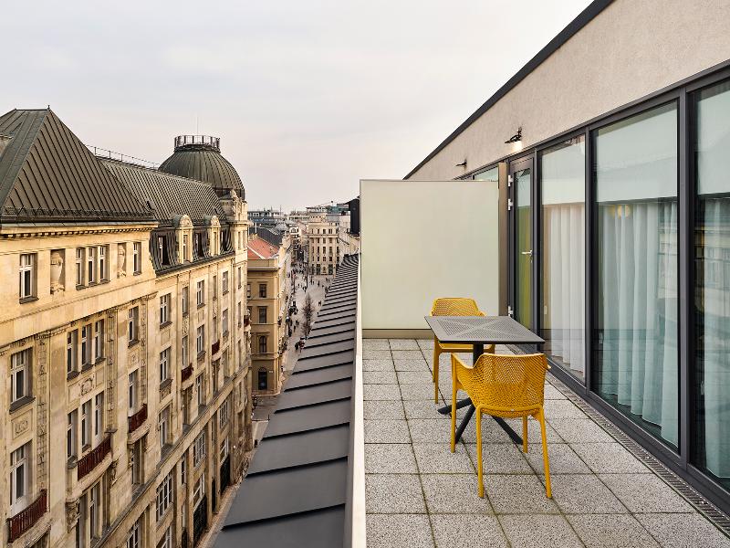 voco Budapest - D8 by IHG image