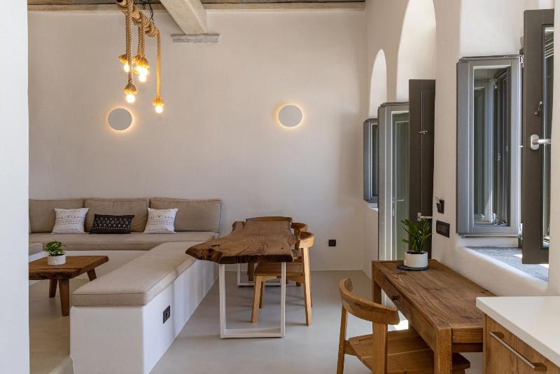 Living Theros Luxury Suites image