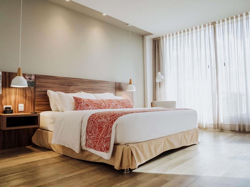 Novotel Medellin El Tesoro image
