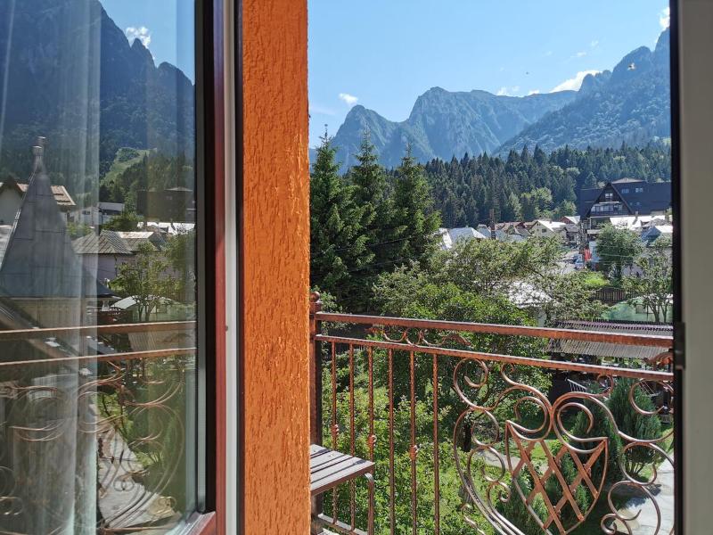 Iri Busteni Hotel image