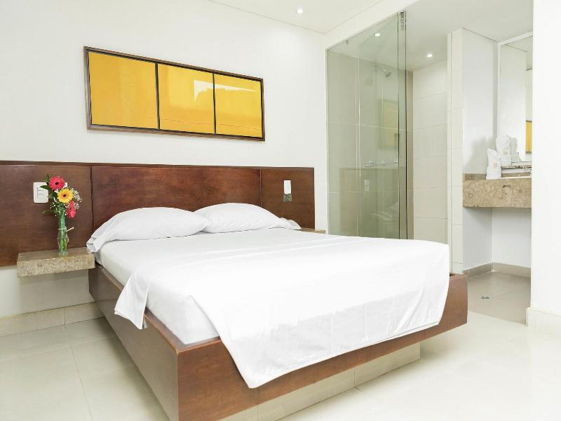 Hotel Romanza image