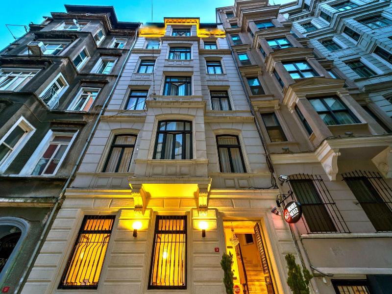 Hotel Next2 image