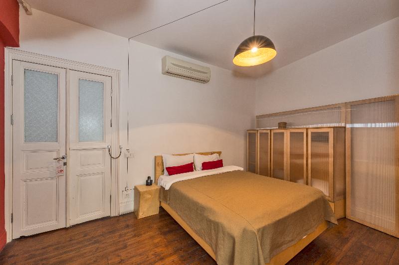 Hotel Next2 image
