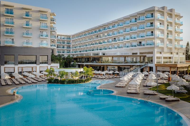 Nissiblu Beach Resort image