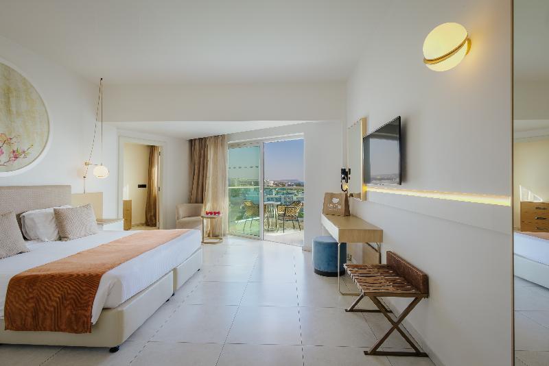 Nissiblu Beach Resort image