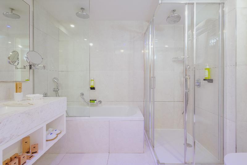 Nissiblu Beach Resort image