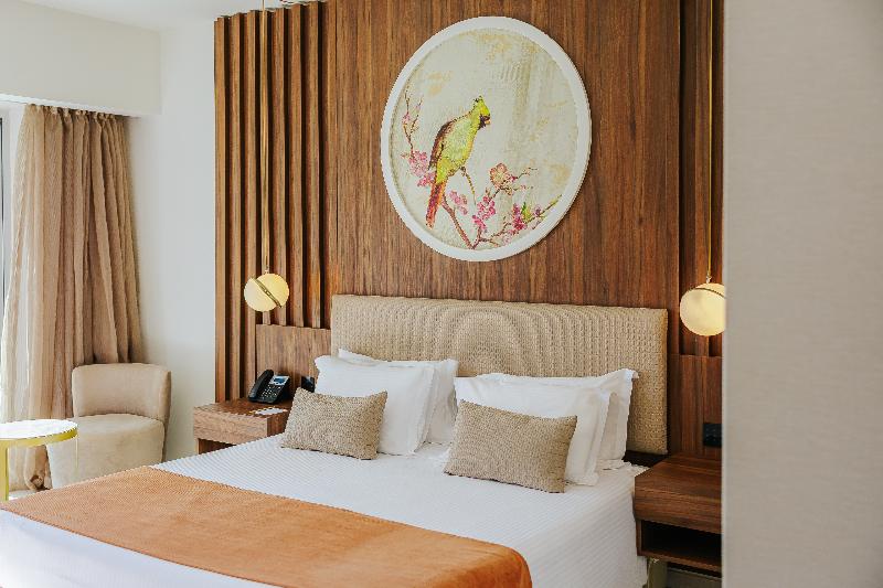 Nissiblu Beach Resort image
