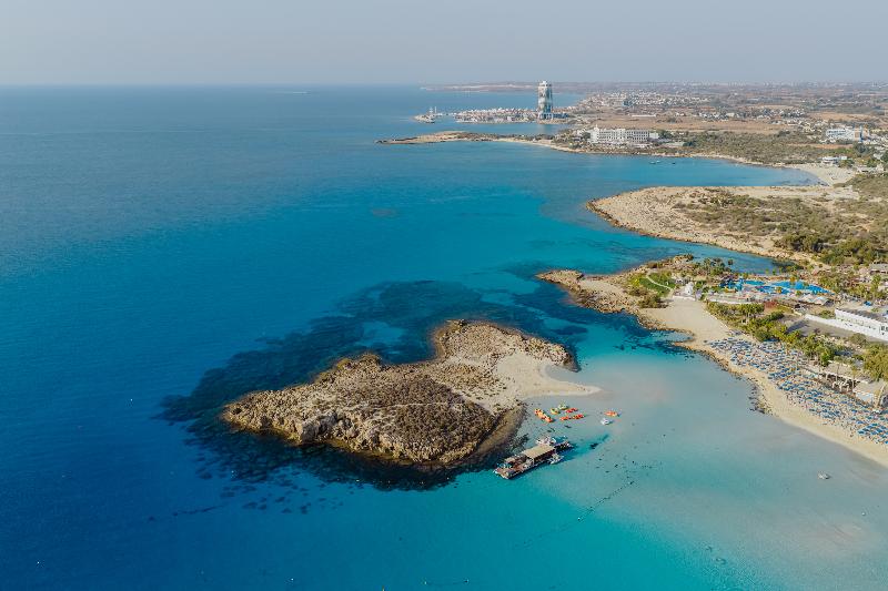 Nissiblu Beach Resort image