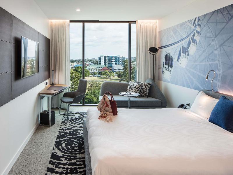 Novotel Brisbane South Bank image