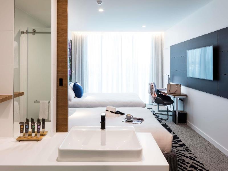 Novotel Brisbane South Bank image