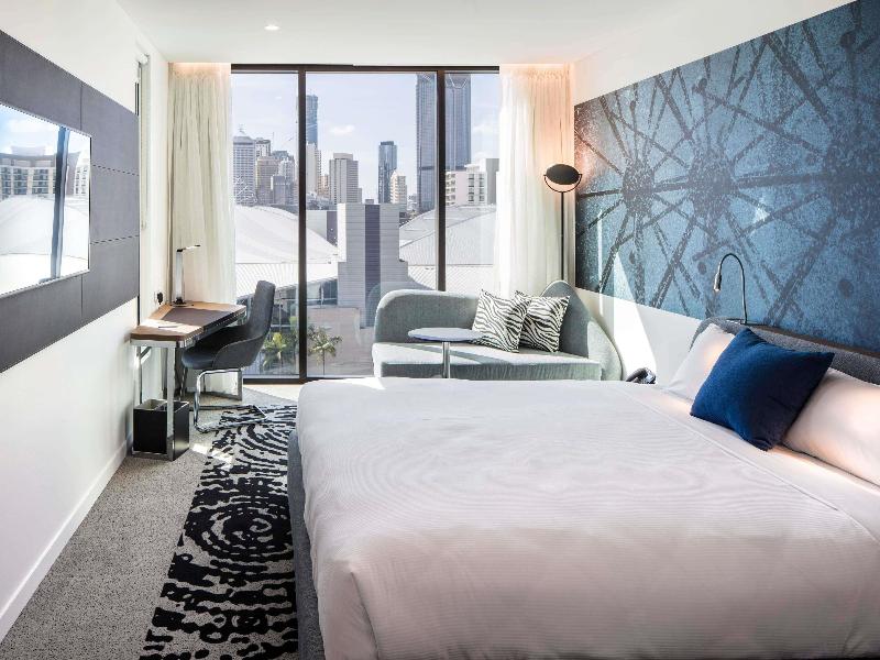 Novotel Brisbane South Bank image