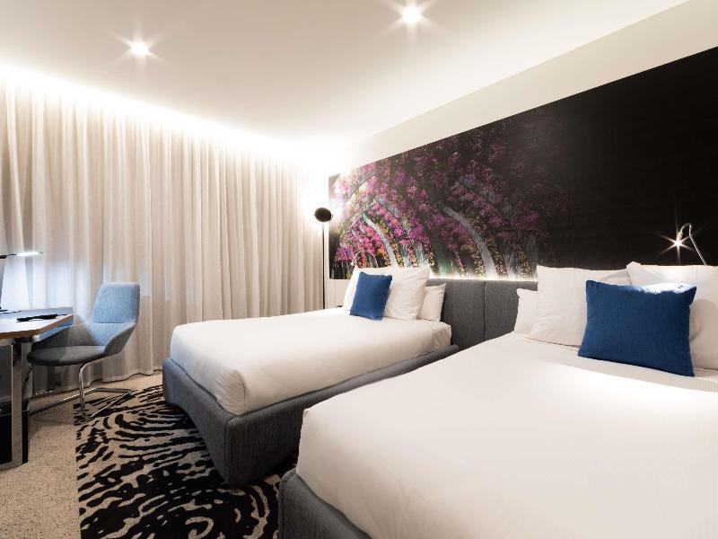 Novotel Brisbane South Bank image