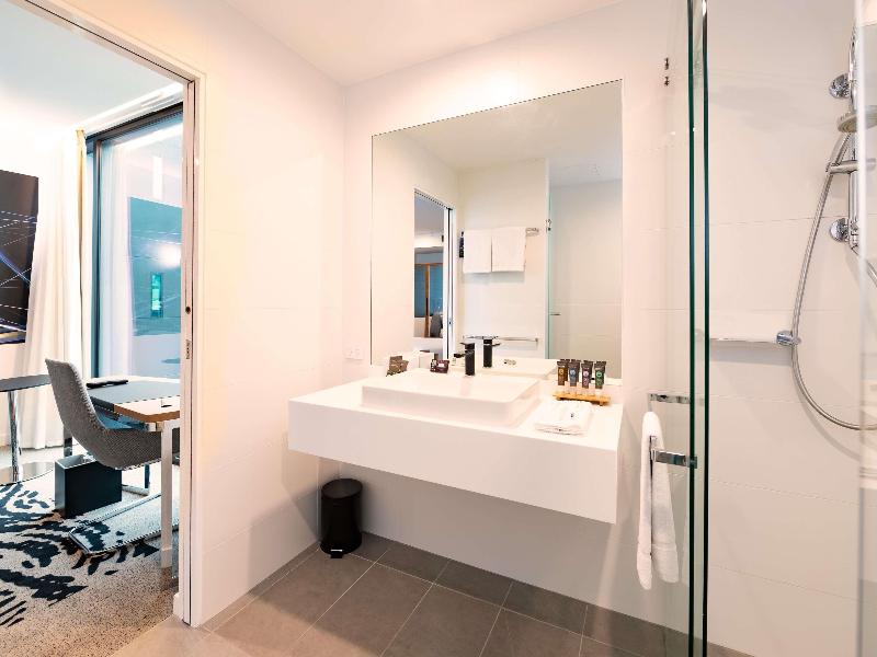 Novotel Brisbane South Bank image