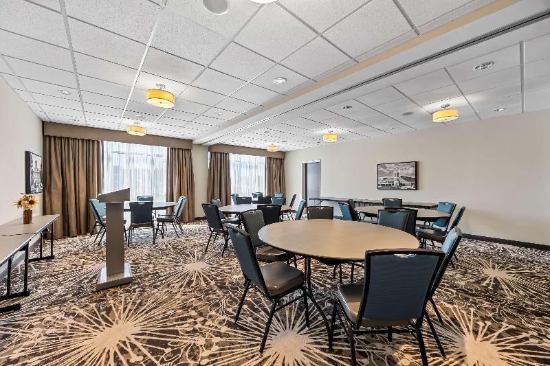 Best Western Plus Bolivar Hotel & Suites image