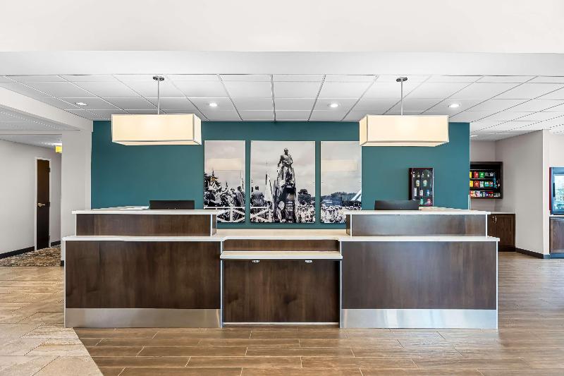 Best Western Plus Bolivar Hotel & Suites image