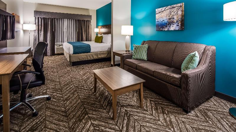 Best Western Plus Bolivar Hotel & Suites image