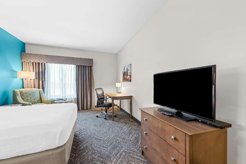 Best Western Plus Bolivar Hotel & Suites image