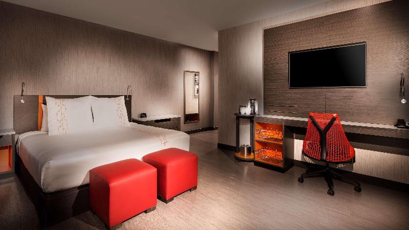 Vīb Best Western Springfield image