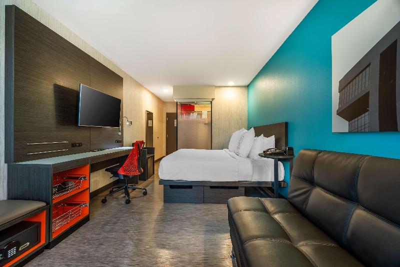 Vīb Best Western Springfield image