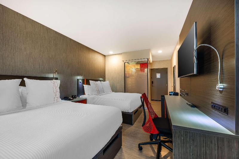 Vīb Best Western Springfield image