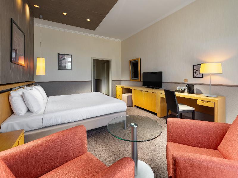 Mamaison Hotel Andrassy Budapest image