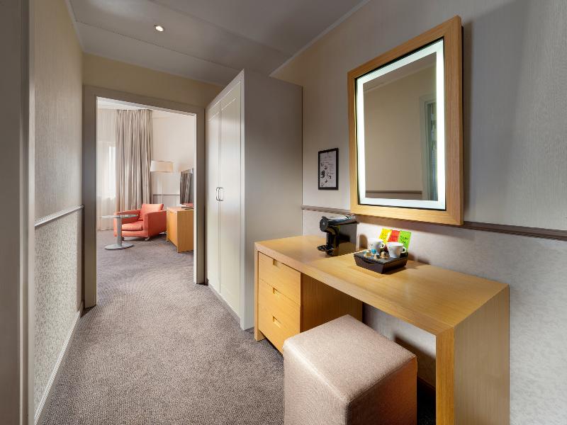 Mamaison Hotel Andrassy Budapest image