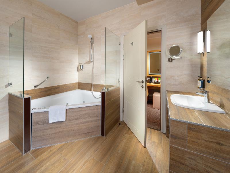 Mamaison Hotel Andrassy Budapest image