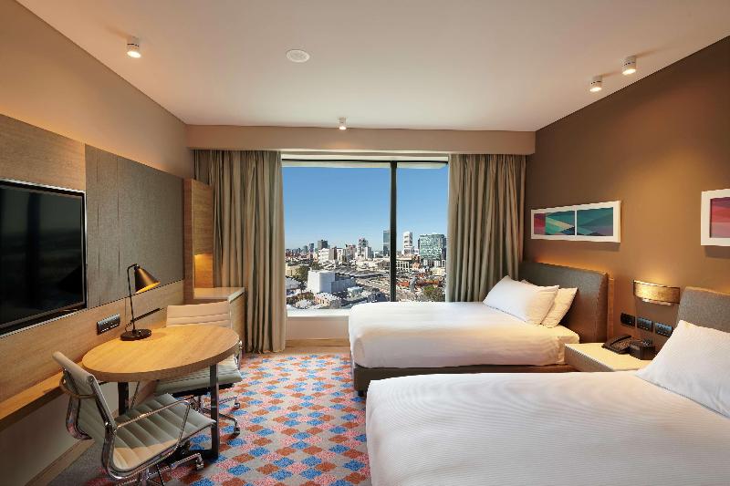DoubleTree by Hilton Perth Northbridge image