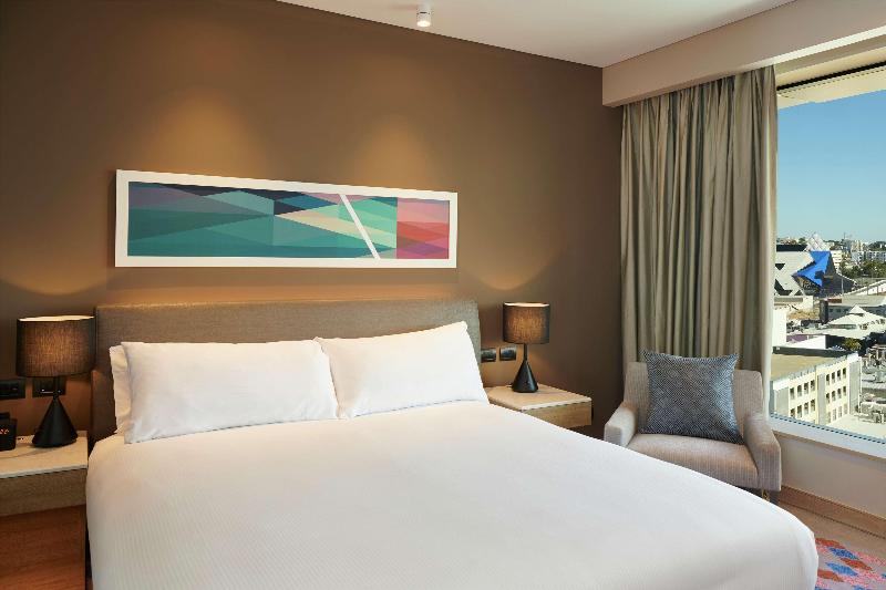 DoubleTree by Hilton Perth Northbridge image