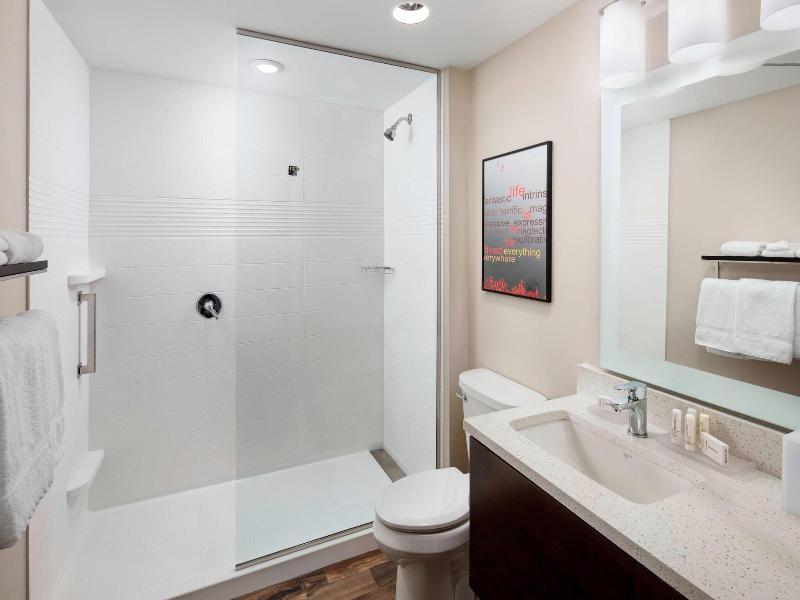 Towneplace Suites Louisville Northeast image
