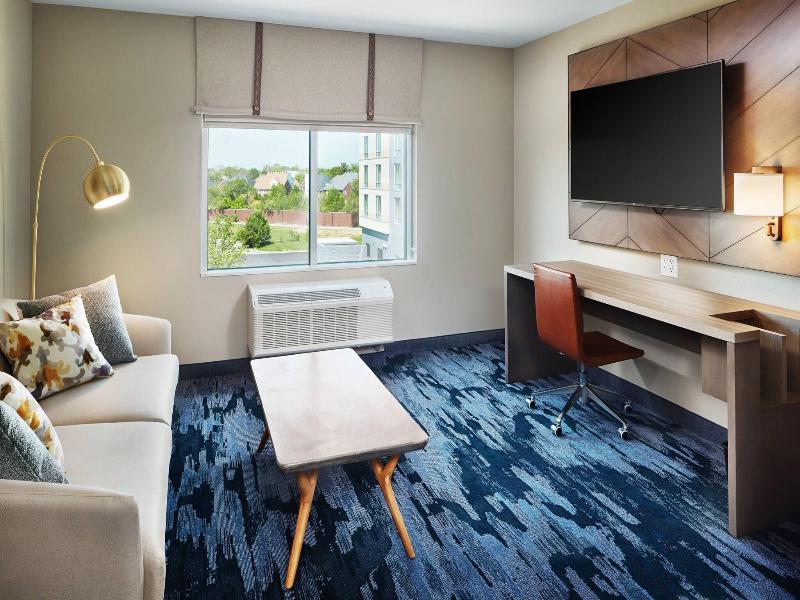 Fairfield Inn & Suites Louisville Northeast image