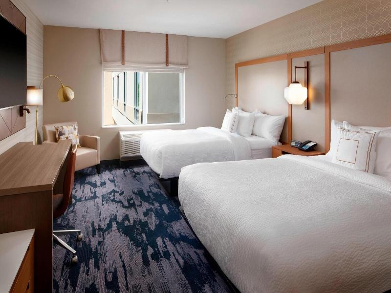 Fairfield Inn & Suites Louisville Northeast image
