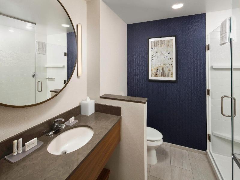 Fairfield Inn & Suites Louisville Northeast image