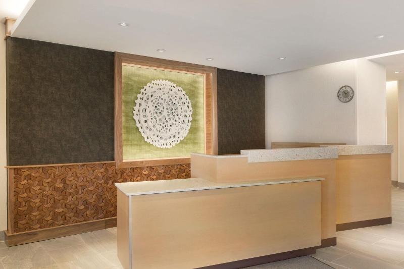 Fairfield Inn & Suites Boulder Longmont image