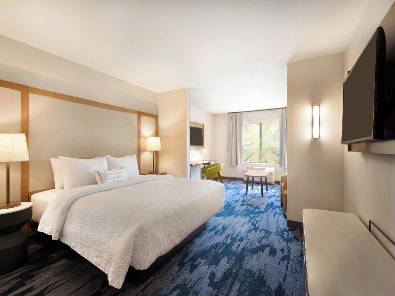 Fairfield Inn & Suites Boulder Longmont image