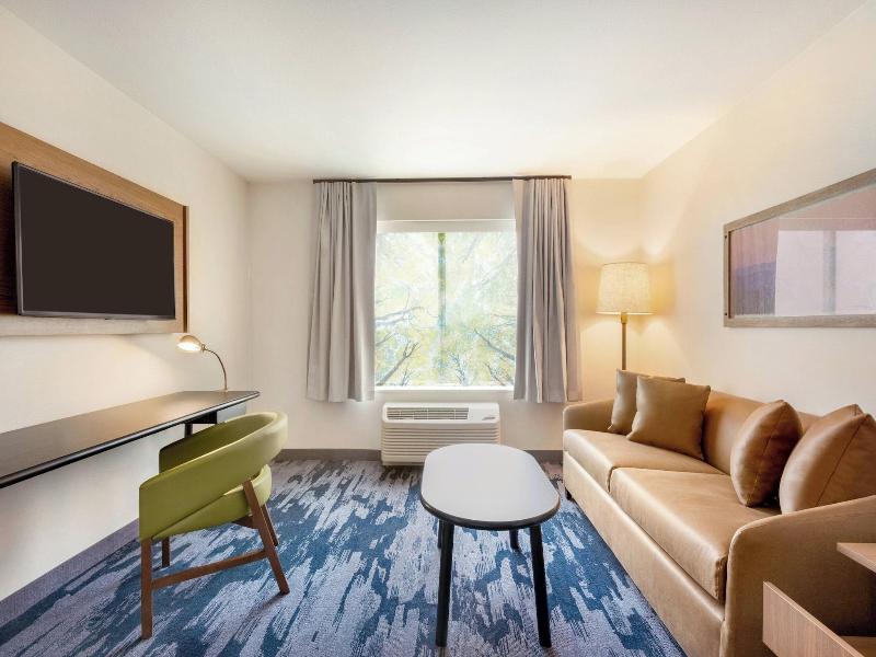 Fairfield Inn & Suites Boulder Longmont image