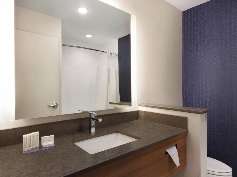 Fairfield Inn & Suites Boulder Longmont image