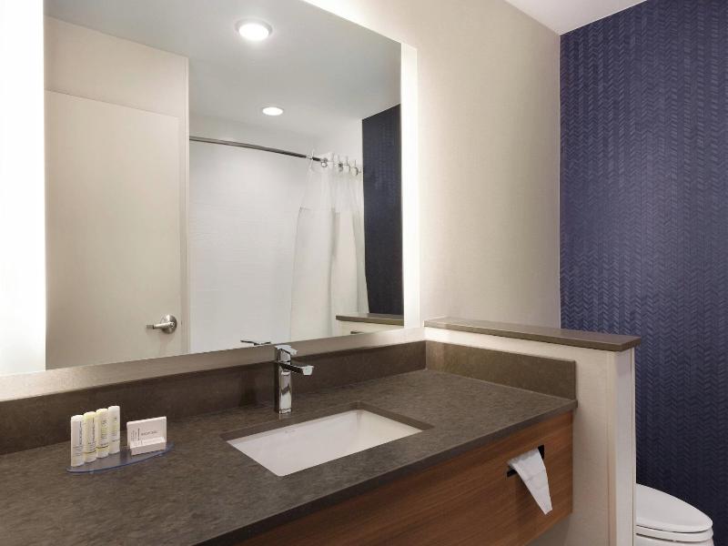 Fairfield Inn & Suites Boulder Longmont image